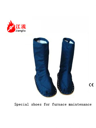 Special shoes for furnace maintenance